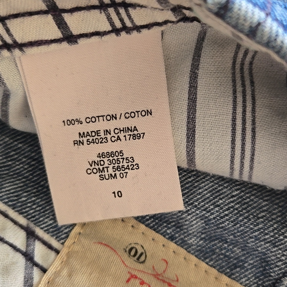 Gap Y2K Low Rise Blue Denim Shorts Size 10 - Picture 3 of 7